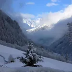 Appartement In Stubaital Near Lift