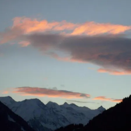 In Neustift In The Stubai Valley ノイシュティフト・イム・シュトゥーバイタール